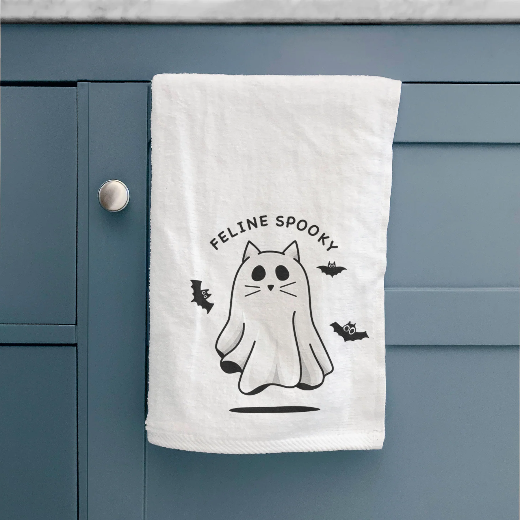 Vibrant Feline Spooky Hand Towel - Image 2