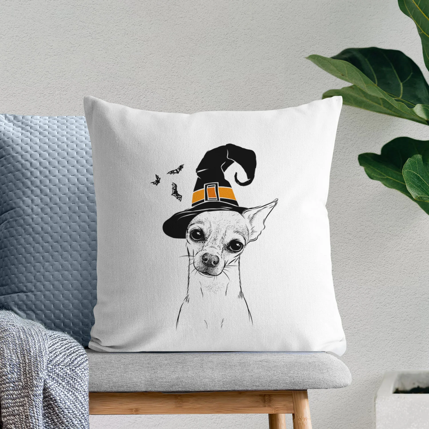 Emee the Chihuahua - Throw Pillow Cover - Image 8